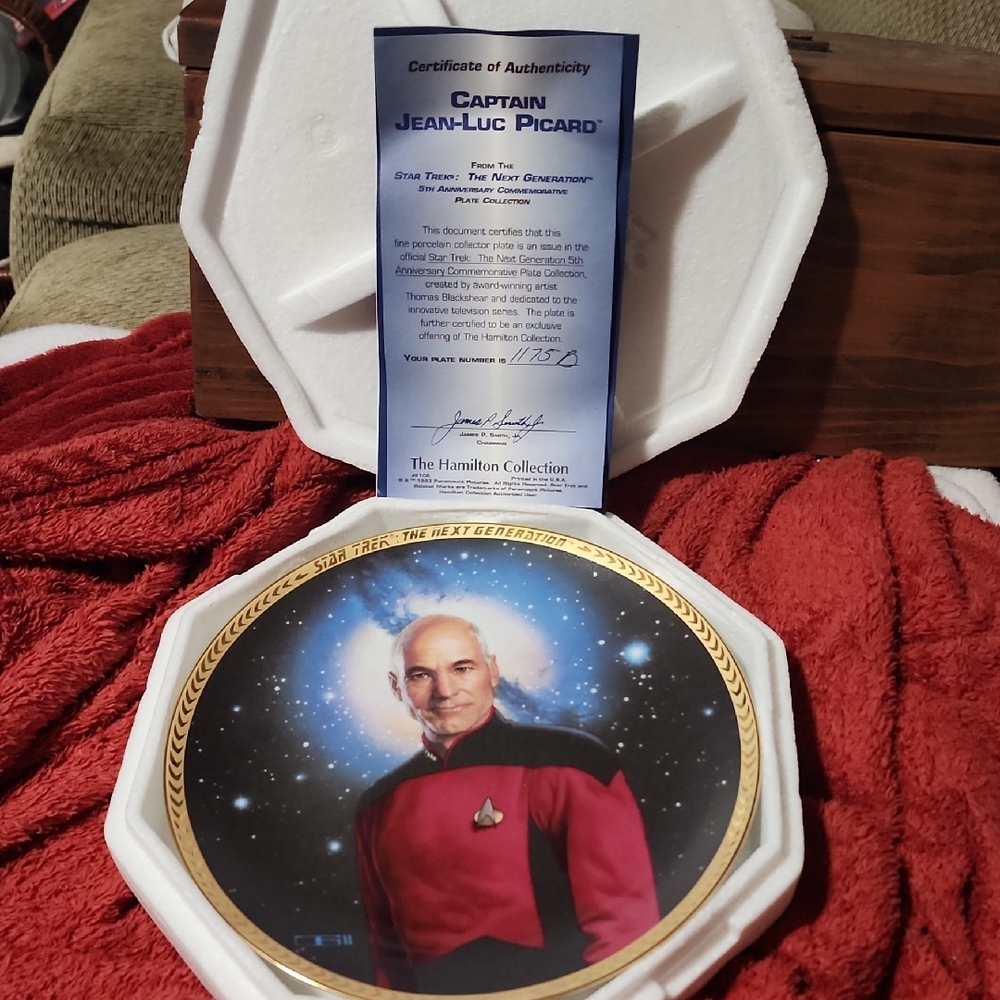 Star Trek Captain Jean-Luc Picard Collector Plate